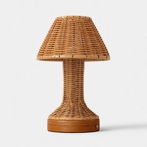 THRESHOLD NWT woven wicker brown portable cordless table lamp -natural